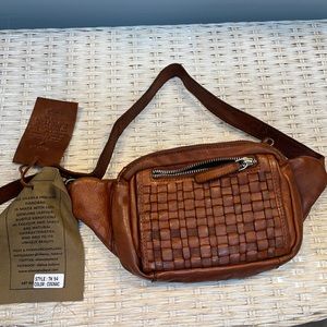 Vilenca Holland belt bag NWT